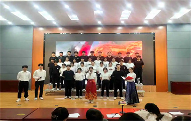 典耀中华 赓续文脉——蚌埠四中成功举办经典诵读比赛